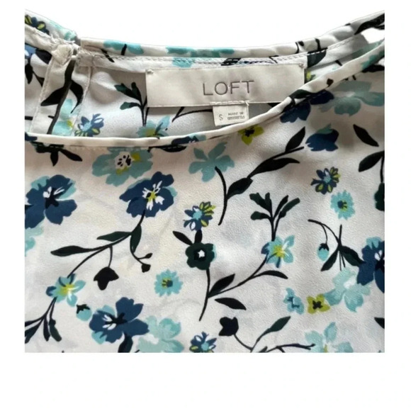 LOFT Ann Taylor White Blue Floral Long Bell Sleeve Keyhole Blouse Women’s Small - Picture 6 of 9
